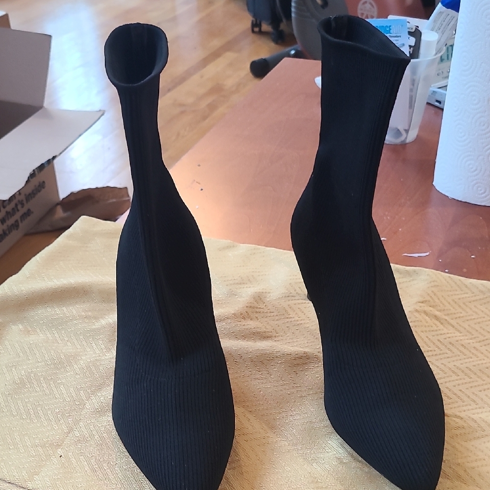 Veronica Beard Black Heeled Boots